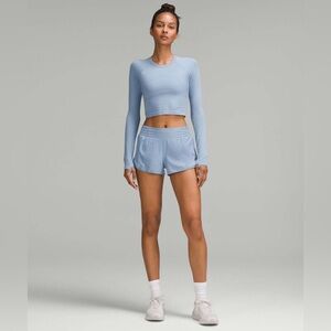 Lululemon Hotty Hot low -rise Lined Short 2.5"
Blue Willow